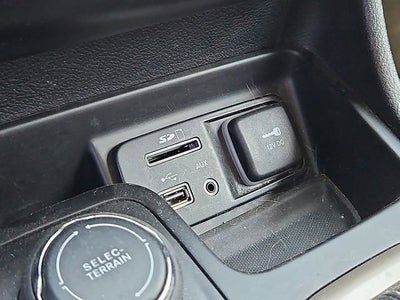 2018 Jeep Cherokee Latitude Tech Connect