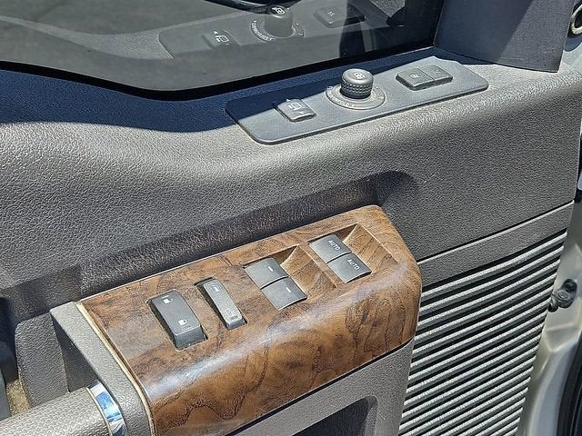 2016 Ford Super Duty F-350 SRW Platinum
