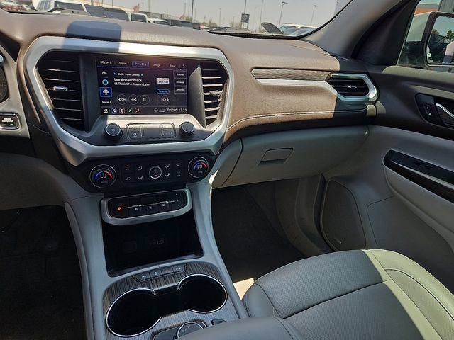 2020 GMC Acadia SLT