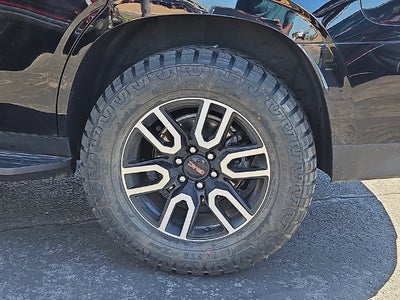 2023 GMC Yukon AT4