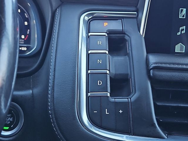 2022 Chevrolet Suburban LT