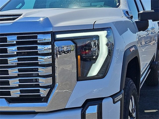 2025 GMC Sierra 2500 HD Denali