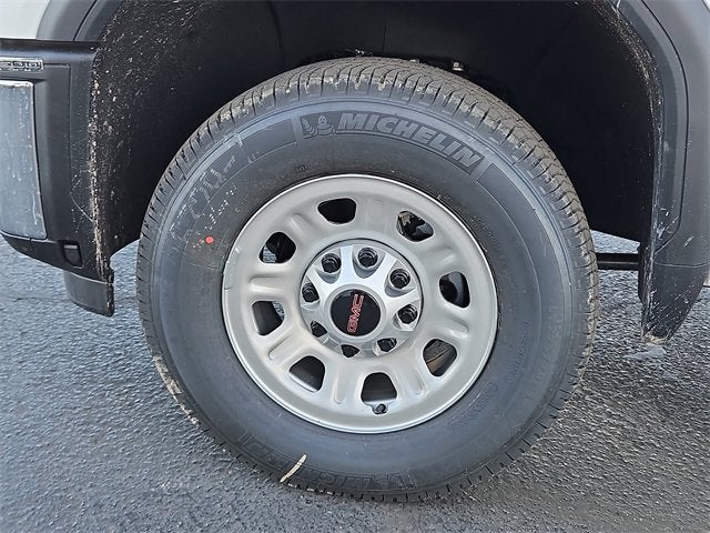 2025 GMC Sierra 2500 HD Pro