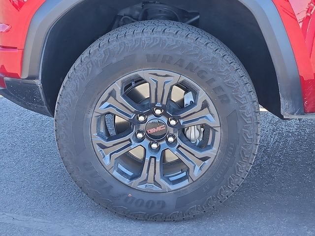 2025 GMC Canyon Elevation