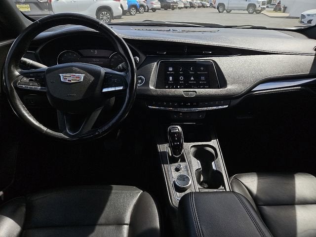 2023 Cadillac XT4 Luxury