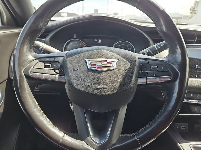 2023 Cadillac XT4 Luxury