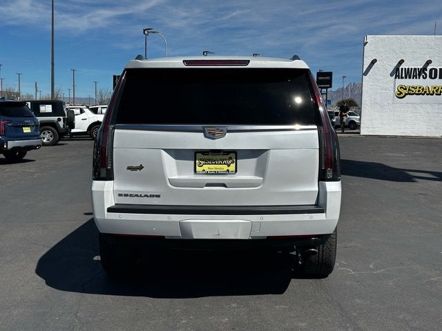 2020 Cadillac Escalade Luxury