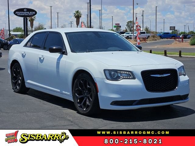 2019 Chrysler 300 Touring