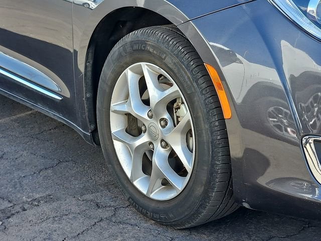 2019 Chrysler Pacifica Touring L Plus