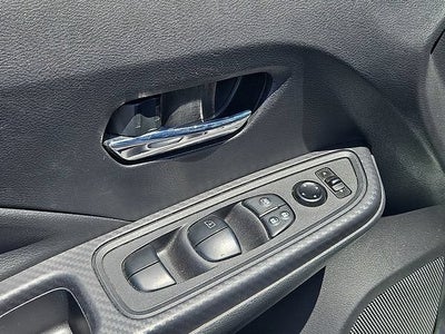 2023 Nissan Versa SV