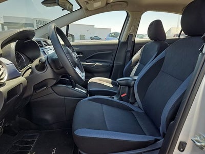 2023 Nissan Versa SV