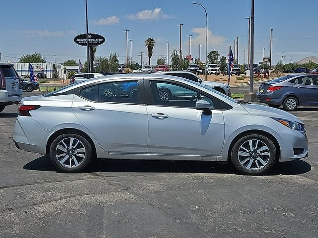 2023 Nissan Versa SV