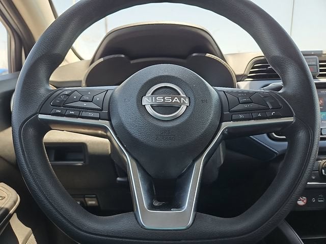 2023 Nissan Versa SV