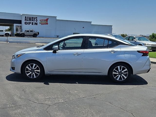 2023 Nissan Versa SV