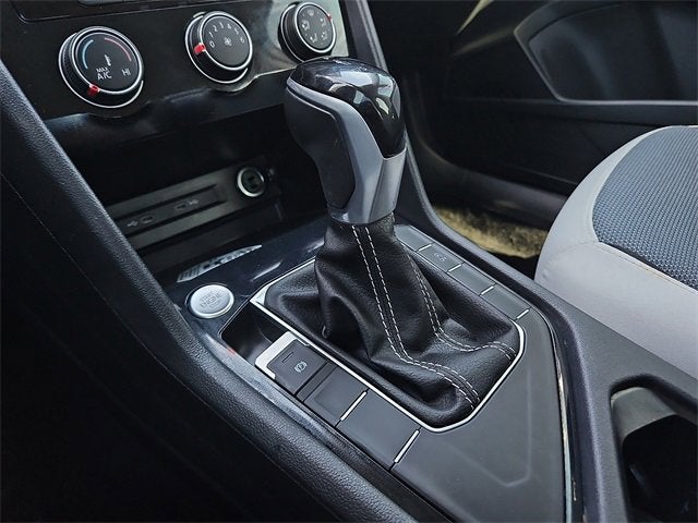 2025 Volkswagen Taos S