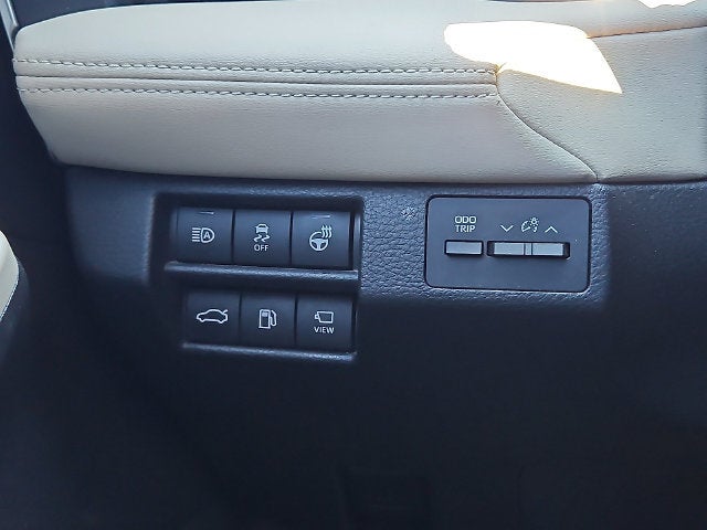 2019 Toyota Avalon Hybrid Limited
