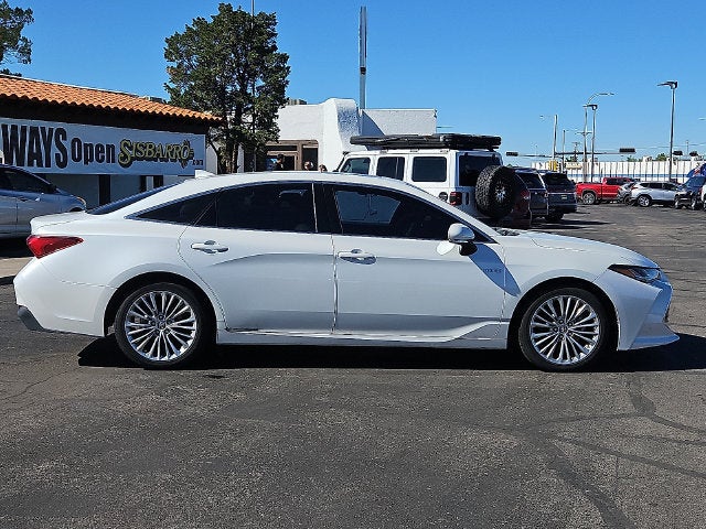 2019 Toyota Avalon Hybrid Limited
