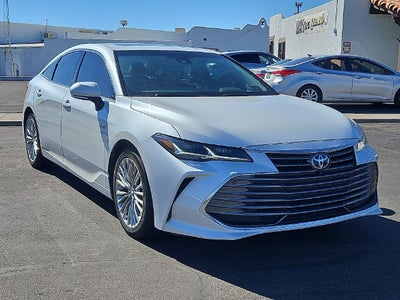 2019 Toyota Avalon Hybrid Limited