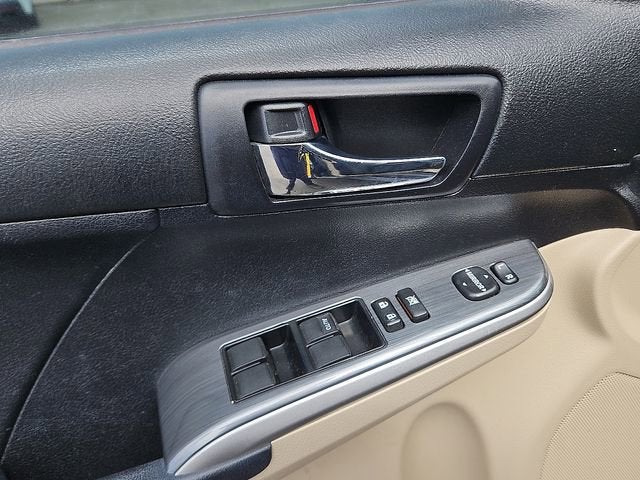 2012 Toyota Camry Hybrid XLE