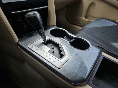 2012 Toyota Camry Hybrid XLE