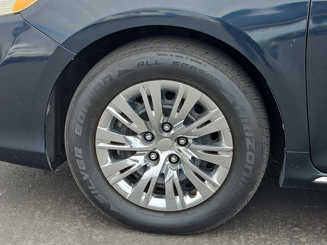 2012 Toyota Camry Hybrid XLE