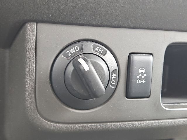 2013 Nissan Xterra S