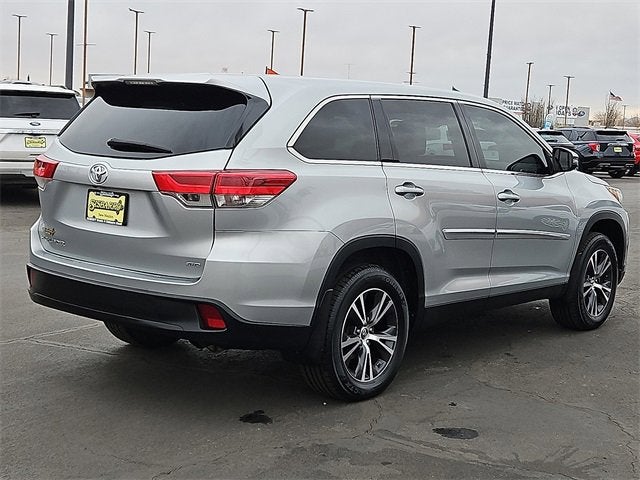 2019 Toyota Highlander LE