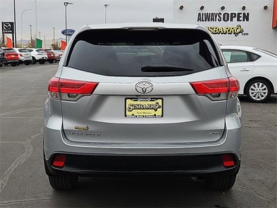 2019 Toyota Highlander LE