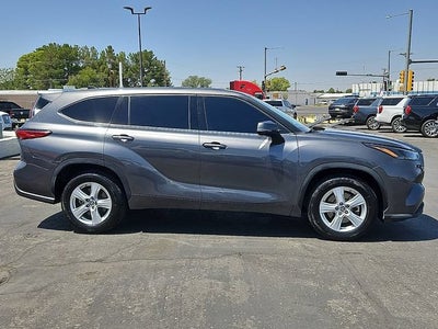 2022 Toyota Highlander L