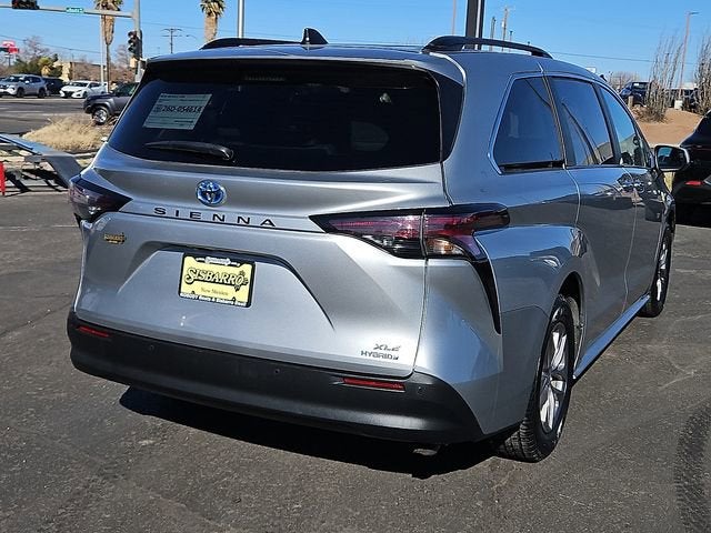 2024 Toyota Sienna XLE