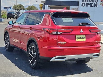 2024 Mitsubishi Outlander SE