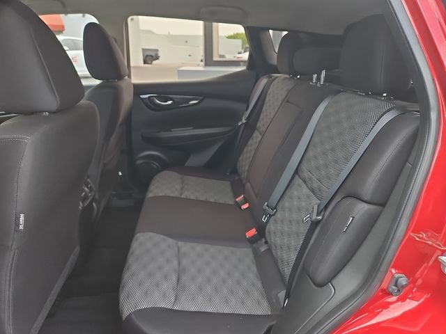 2022 Nissan Rogue Sport SV