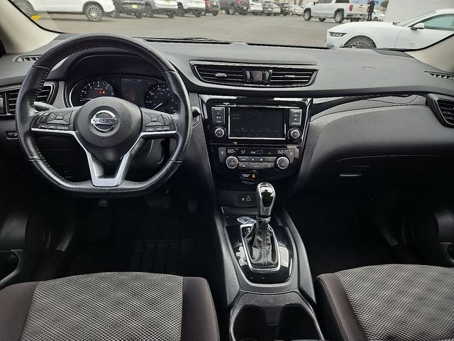 2022 Nissan Rogue Sport SV