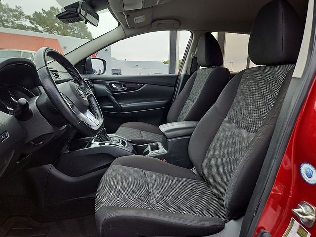 2022 Nissan Rogue Sport SV