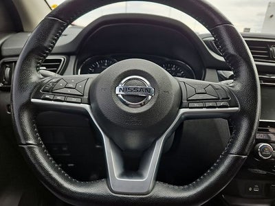 2022 Nissan Rogue Sport SV
