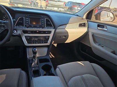 2016 Hyundai Sonata Hybrid SE