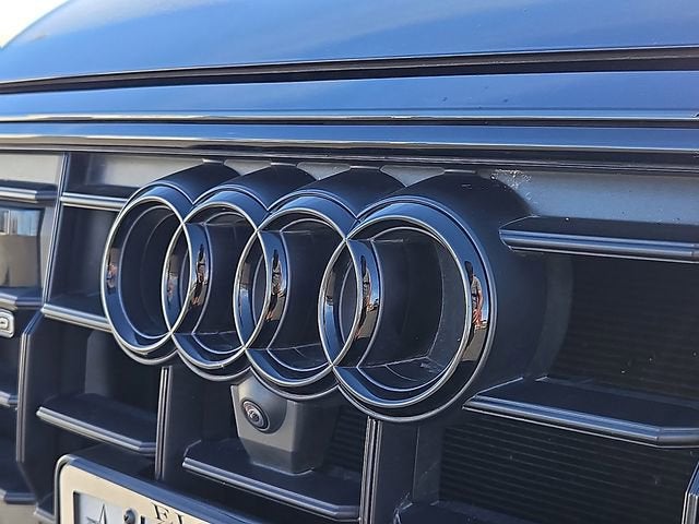 2021 Audi Q8 Premium Plus