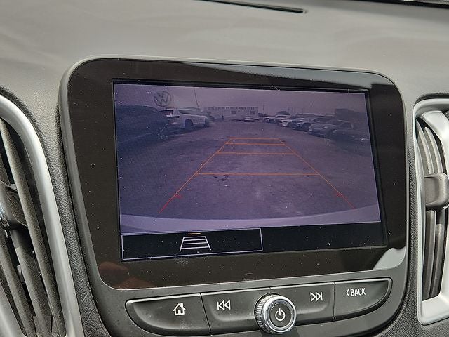 2022 Chevrolet Malibu LS 1LS