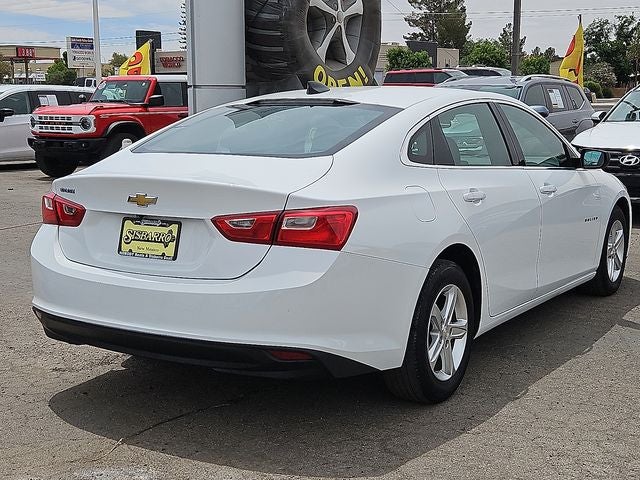 2022 Chevrolet Malibu LS 1LS