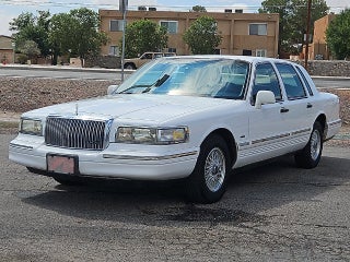 1995 Lincoln Town Car Signature