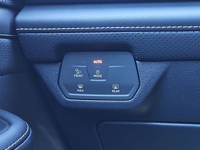 2026 Volkswagen Atlas Cross Sport 2.0T SEL R-Line Black