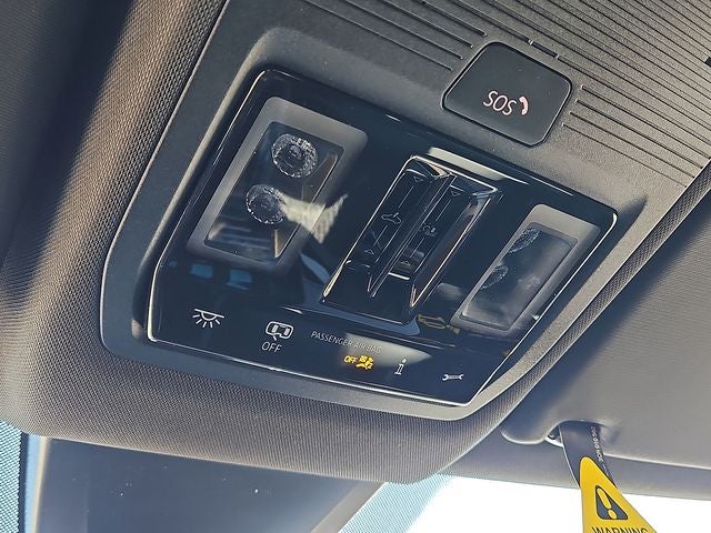 2026 Volkswagen Atlas Cross Sport 2.0T SEL R-Line Black