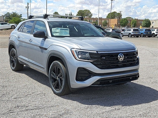 2026 Volkswagen Atlas Cross Sport 2.0T SEL R-Line Black