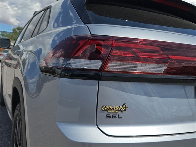 2026 Volkswagen Atlas Cross Sport 2.0T SEL R-Line Black