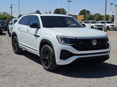 2026 Volkswagen Atlas Cross Sport 2.0T SEL R-Line Black