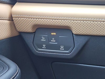 2026 Volkswagen Atlas Cross Sport 2.0T SEL R-Line Black