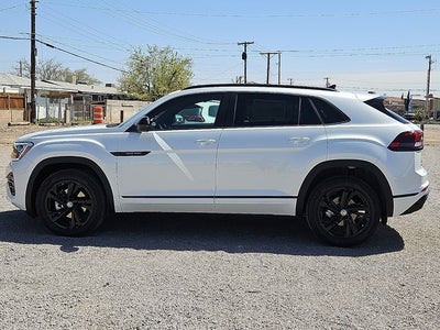 2026 Volkswagen Atlas Cross Sport 2.0T SEL R-Line Black