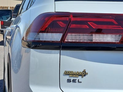 2026 Volkswagen Atlas Cross Sport 2.0T SEL R-Line Black