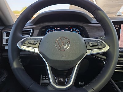 2025 Volkswagen Atlas 2.0T SEL Premium R-Line