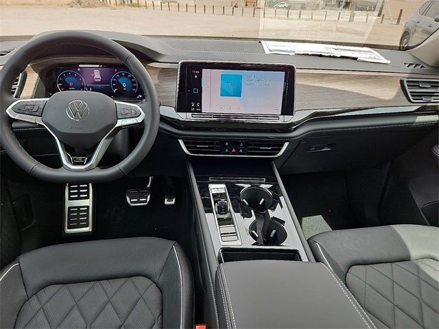 2025 Volkswagen Atlas 2.0T SEL Premium R-Line